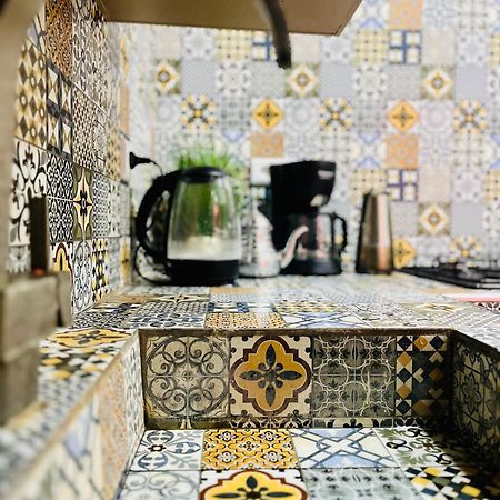 Apartment With Ac, Patio And Rooftop Appartement Climatise Avec Patio Et Toit Terrasse Marrakesh Exterior photo