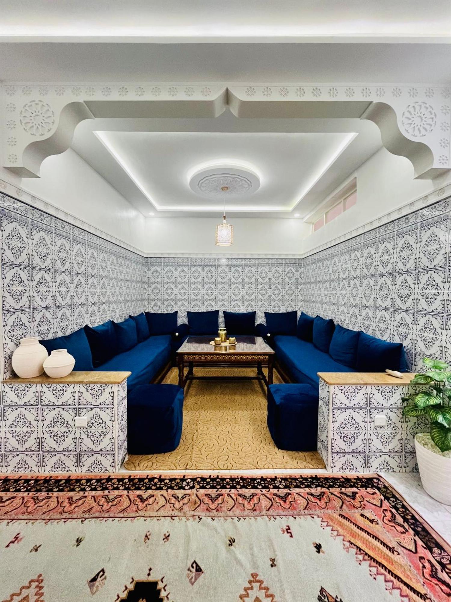Apartment With Ac, Patio And Rooftop Appartement Climatise Avec Patio Et Toit Terrasse Marrakesh Exterior photo